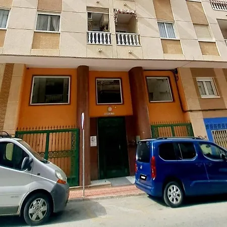 San Pascual Apartment *